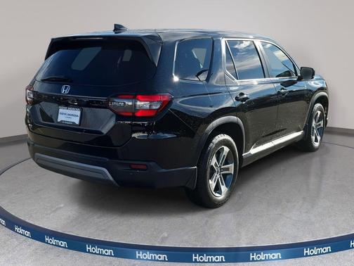 2023 Honda Pilot AWD EX-L 8 Passenger