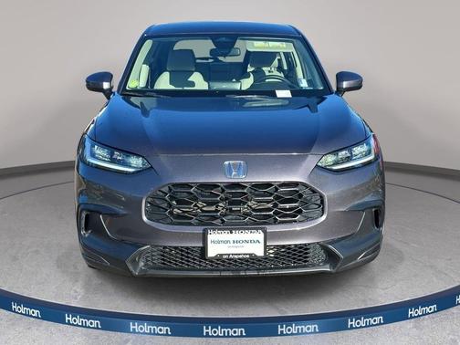 Modern Steel Metallic 2024 Honda HR-V LX