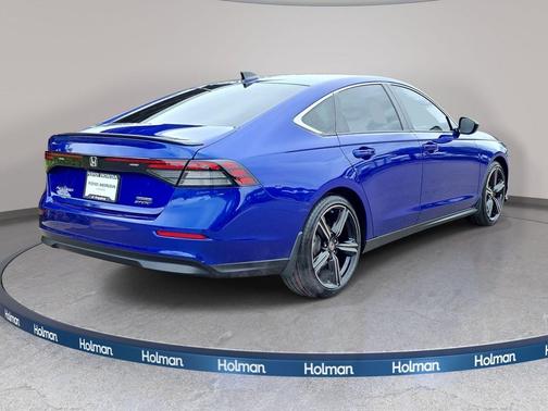 Still Night Pearl 2023 Honda Accord Hybrid Sport