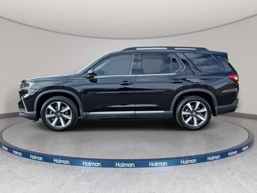 2023 Honda Pilot Touring 8-Passenger