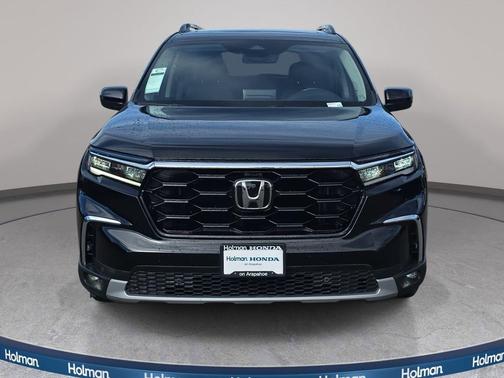 2023 Honda Pilot Touring 8-Passenger