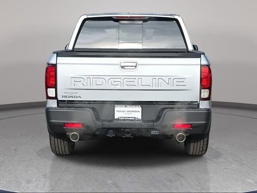Solar Silver Metallic 2026 Honda Ridgeline RTL