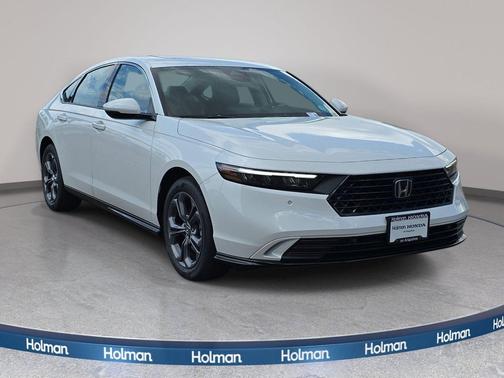 Platinum White Pearl 2026 Honda Accord Hybrid EX-L