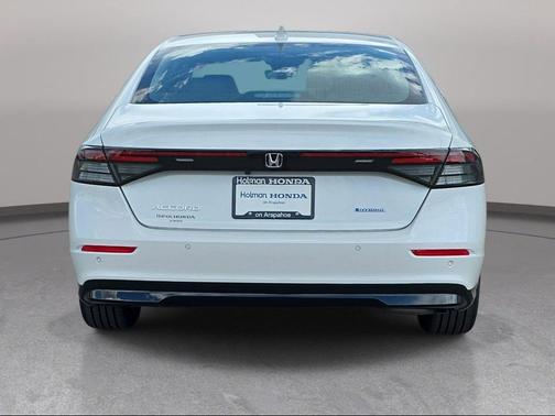 Platinum White Pearl 2026 Honda Accord Hybrid EX-L