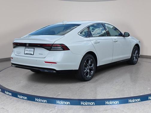 Platinum White Pearl 2026 Honda Accord Hybrid EX-L