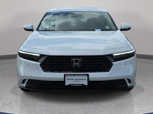 Platinum White Pearl 2026 Honda Accord Hybrid EX-L
