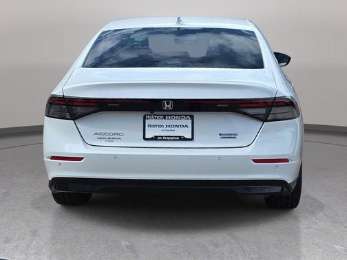 Platinum White Pearl 2026 Honda Accord Hybrid Touring