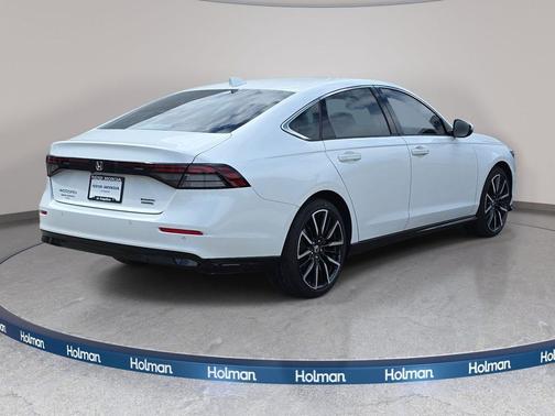 Platinum White Pearl 2026 Honda Accord Hybrid Touring