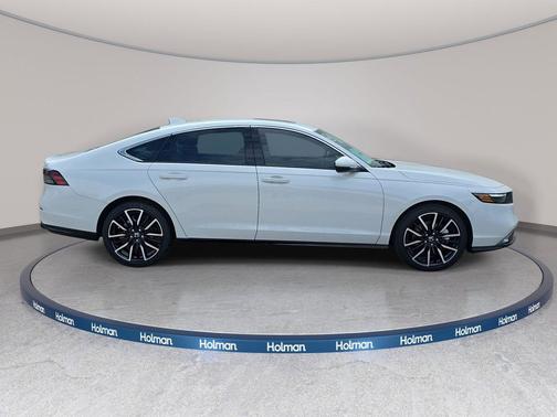 Platinum White Pearl 2026 Honda Accord Hybrid Touring