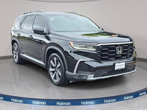 Crystal Black Pearl 2023 Honda Pilot AWD Elite
