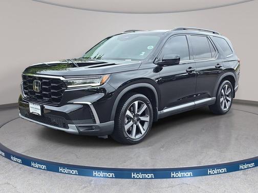 Crystal Black Pearl 2023 Honda Pilot AWD Elite