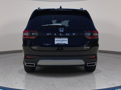 Crystal Black Pearl 2026 Honda Pilot Elite