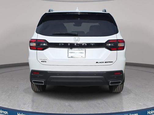 2025 Honda Pilot Black Edition