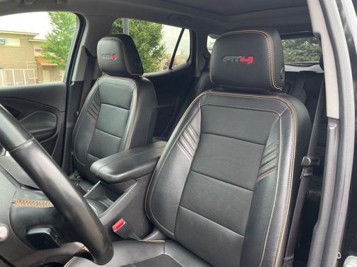 2024 GMC Terrain AWD AT4
