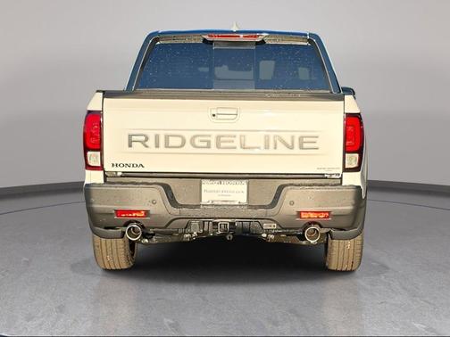 2025 Honda Ridgeline Black