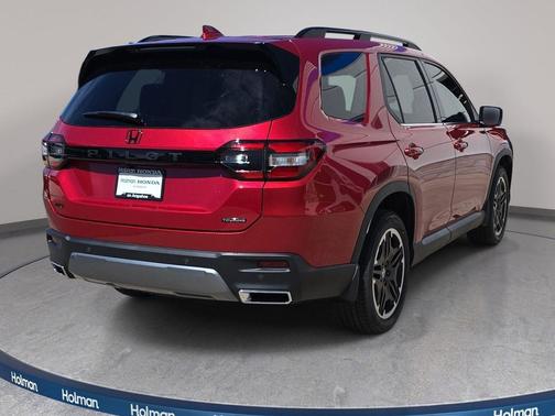 Radiant Red Metallic II 2026 Honda Pilot Touring 8-Passenger