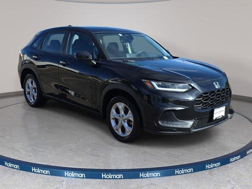 Crystal Black Pearl 2023 Honda HR-V LX