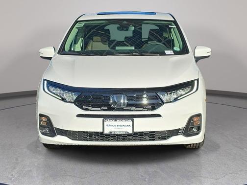 Platinum White Pearl 2026 Honda Odyssey Touring