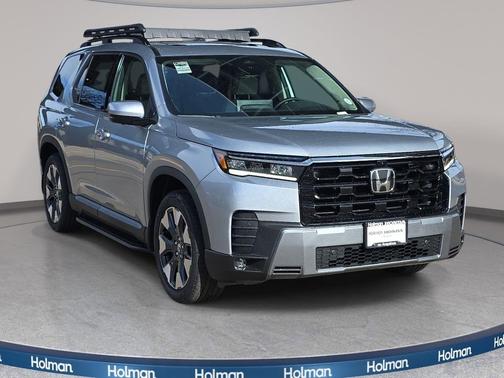 Solar Silver Metallic 2026 Honda Pilot Elite