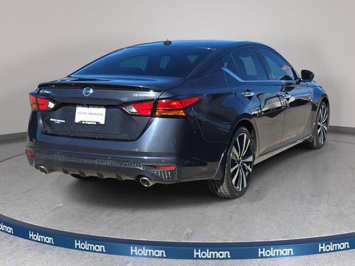 2019 Nissan Altima 2.5 Platinum