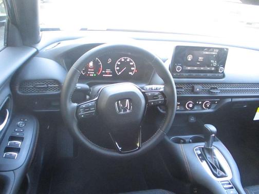 2025 Honda HR-V AWD Sport