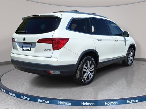 White Diamond Pearl 2018 Honda Pilot EX-L