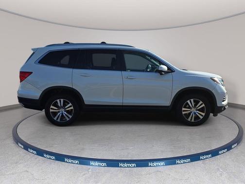 White Diamond Pearl 2018 Honda Pilot EX-L