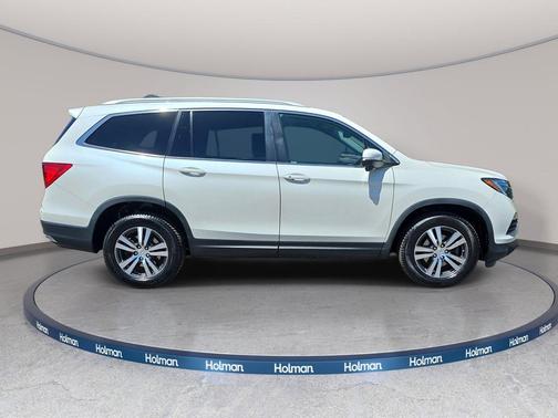 White Diamond Pearl 2018 Honda Pilot EX-L