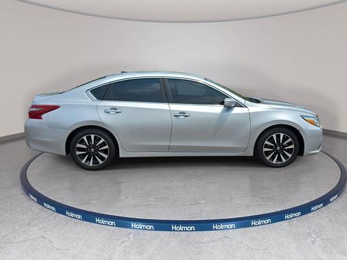 Brilliant Silver 2018 Nissan Altima 2.5 SV