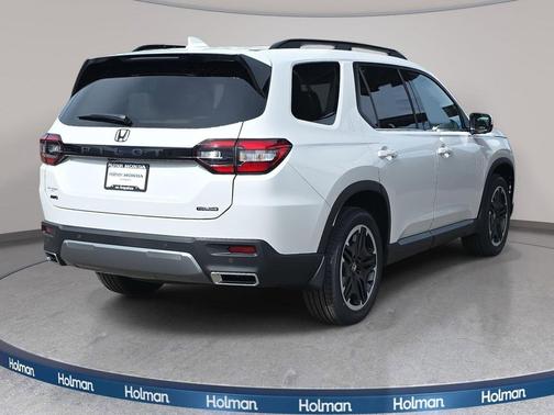 2026 Honda Pilot Touring 8-Passenger
