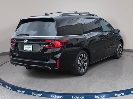 Crystal Black Pearl 2026 Honda Odyssey Elite