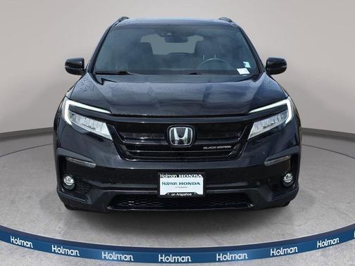 Crystal Black Pearl 2022 Honda Pilot AWD Black Edition