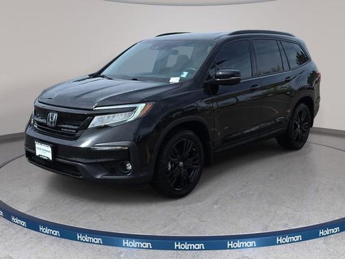 Crystal Black Pearl 2022 Honda Pilot AWD Black Edition