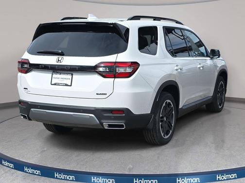 2026 Honda Pilot Touring 8-Passenger