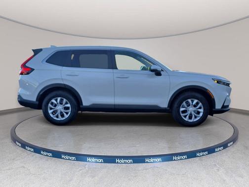 Platinum White Pearl 2026 Honda CR-V LX AWD