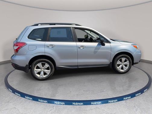 2016 Subaru Forester 2.5i
