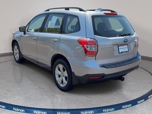 2016 Subaru Forester 2.5i
