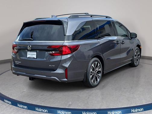 Modern Steel Metallic 2026 Honda Odyssey Elite