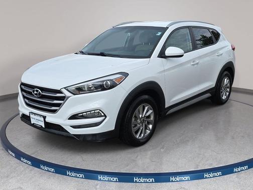 Dazzling White 2018 Hyundai TUCSON SEL