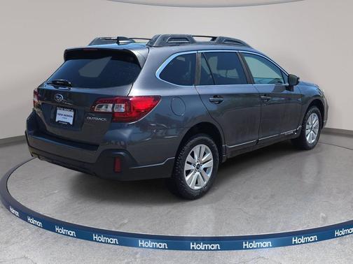 Magnetite Gray Metallic 2018 Subaru Outback 2.5i Premium