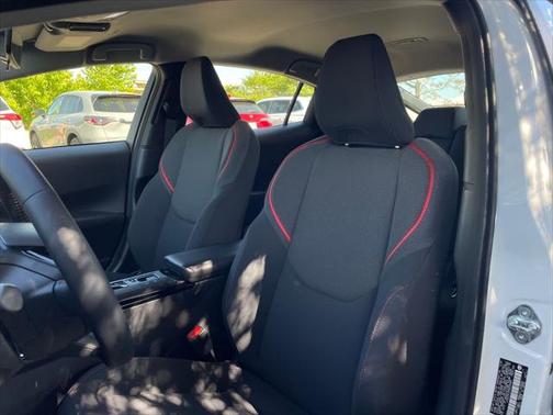 2024 Toyota Prius Prime SE