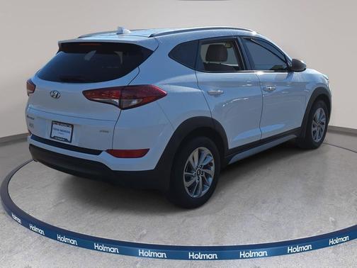 2017 Hyundai TUCSON SE Plus