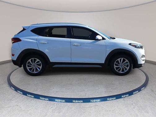 2017 Hyundai TUCSON SE Plus