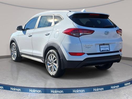 2017 Hyundai TUCSON SE Plus