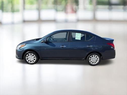2016 Nissan Versa 1.6 SV