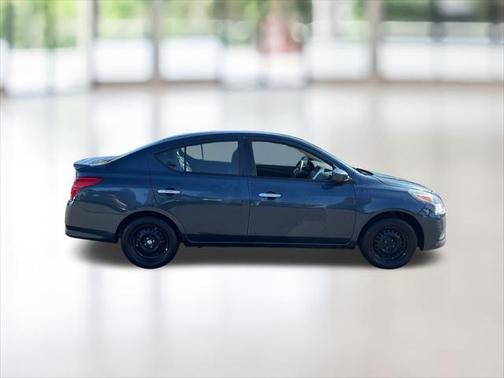 2016 Nissan Versa 1.6 SV