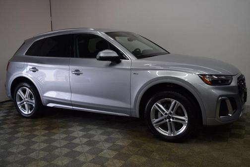 2025 Audi Q5 55 S line Premium Plus