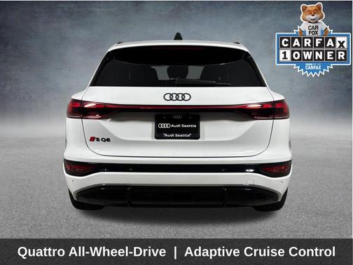 Glacier White Metallic 2025 Audi SQ6 e-tron Premium Plus