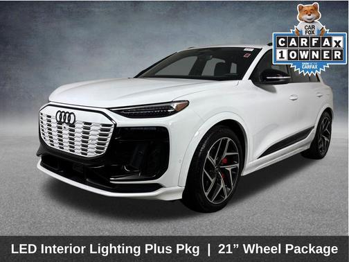 Glacier White Metallic 2025 Audi SQ6 e-tron Premium Plus