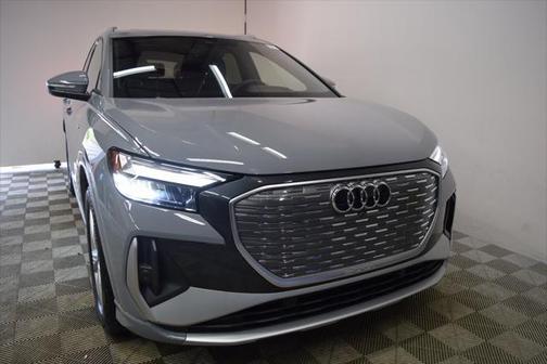 2025 Audi Q4 e-tron Premium